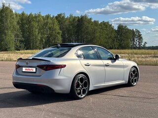 2022 Alfa Romeo Giulia II (952) Рестайлинг, серебристый, 2659492 рублей, вид 4