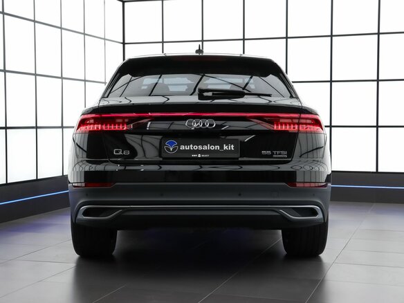 2023 Audi Q8 55 TFSI I (4M), чёрный, 8990000 рублей - вид 5