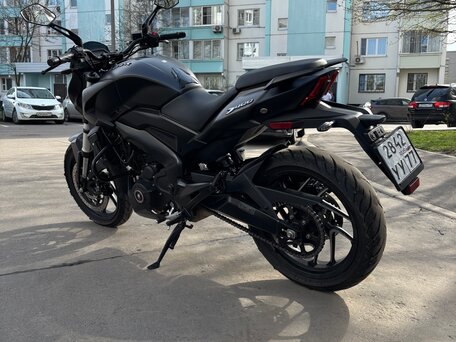 2021 Bajaj Dominar 400, чёрный, 380000 рублей, вид 2