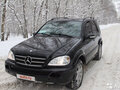 2001 Mercedes-Benz M-Класс 430 I (W163), чёрный - вид 1
