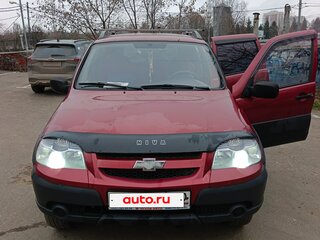 2011 Chevrolet Niva I Рестайлинг, красный, 380000 рублей, вид 1