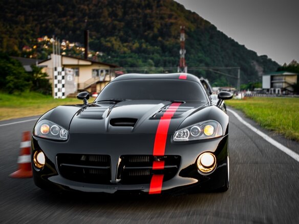 2010 Dodge Viper SRT-10 IV, чёрный - вид 3