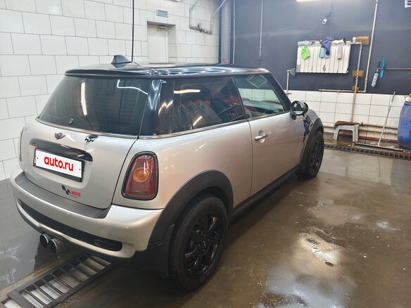 2007 Mini Hatch Cooper II (R56), серебристый, 520000 рублей - вид 3