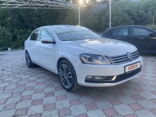 2011 Volkswagen Passat B7, белый, 1600000 рублей, вид 3