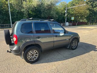 2012 Chevrolet Niva I Рестайлинг, серый, 550000 рублей, вид 4