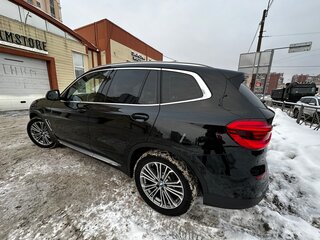 2021 BMW X3 20i xDrive III (G01), чёрный, 6000000 рублей, вид 5