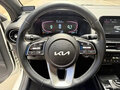 2023 Kia K3 II (China Market) Рестайлинг, белый - вид 11