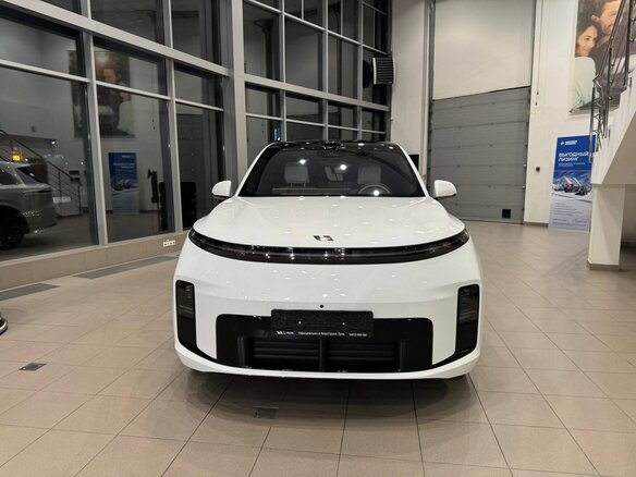 2026 Li Auto (Lixiang) L8 52.3 kWh I Рестайлинг, белый, 12570000 рублей - вид 3