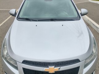 2010 Chevrolet Cruze I, серебристый, 620000 рублей, вид 2