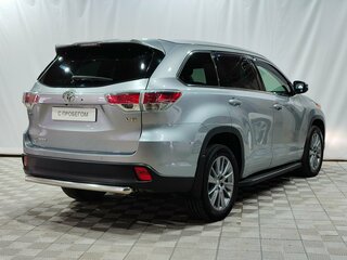2015 Toyota Highlander III (XU50), серебристый, 3100000 рублей, вид 5