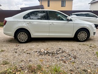2018 Skoda Rapid I Рестайлинг, белый, 1235000 рублей, вид 4