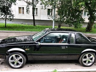 1986 Buick Skyhawk II, чёрный, 1000000 рублей, вид 2