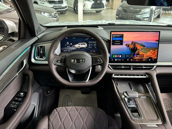 2026 Geely Monjaro I Рестайлинг, белый - вид 14