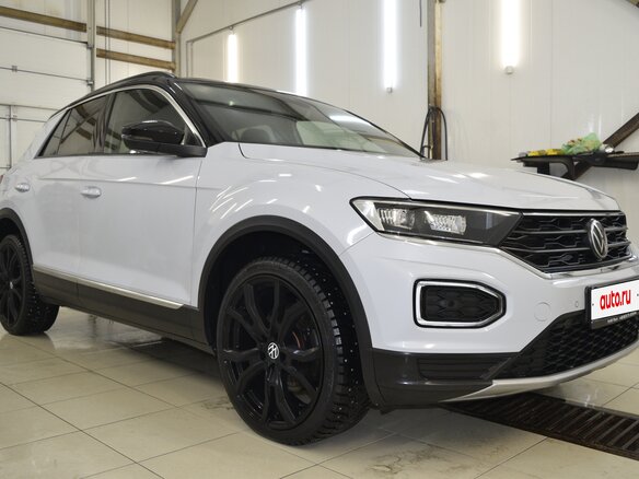 2021 Volkswagen T-Roc I, белый, 3550000 рублей