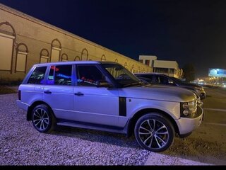 2004 Land Rover Range Rover III, серебристый, 599000 рублей, вид 1