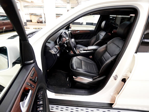 2013 Mercedes-Benz GL-Класс 500 II (X166), белый - вид 11