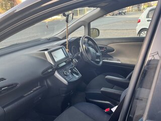 2010 Toyota Wish II, чёрный, 1450000 рублей, вид 5