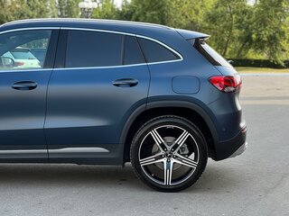 2021 Mercedes-Benz GLA 250 II (H247), синий, 4980000 рублей, вид 2