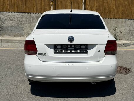 2013 Volkswagen Polo V, белый, 550000 рублей, вид 5