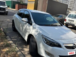 2012 Opel Astra J, белый, 590000 рублей, вид 4