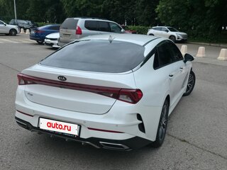 2020 Kia K5 III, белый, 2450000 рублей, вид 3