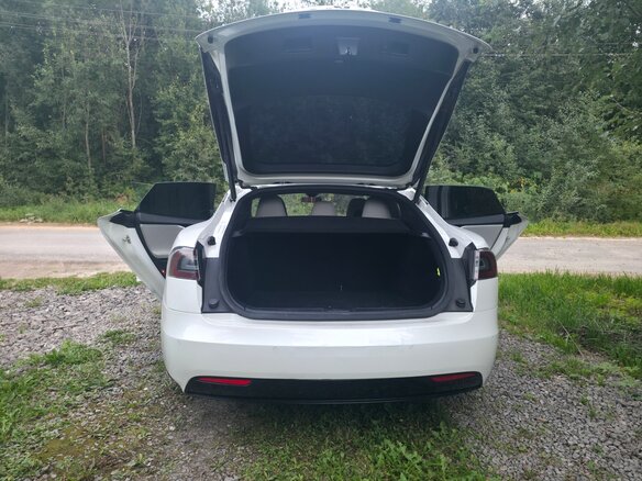 2016 Tesla Model S 90D I Рестайлинг, белый - вид 19