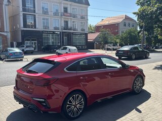 2022 Kia K3 II Рестайлинг, красный, 2800000 рублей, вид 5