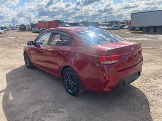 2018 Kia Rio IV, красный, 666000 рублей, вид 3