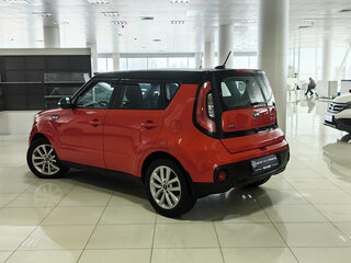 2018 Kia Soul II Рестайлинг, красный, 1429000 рублей, вид 2