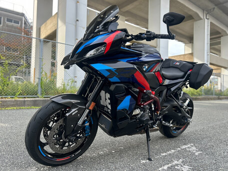 2025 BMW M 1000 XR, чёрный, 2650000 рублей, вид 3