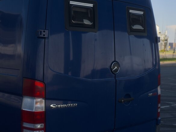 2013 Mercedes-Benz Sprinter, синий, 3000000 рублей - вид 4