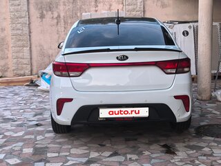 2017 Kia Rio IV, белый, 890000 рублей, вид 4