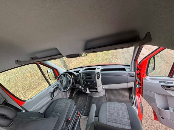 2018 Mercedes-Benz Sprinter, красный, 3396192 рублей - вид 16