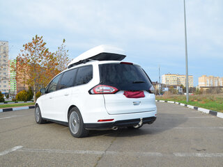 2017 Ford Galaxy III, белый, 4000000 рублей, вид 5