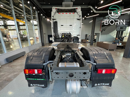 2023 Sinotruk Sitrak C7H, белый, 4190000 рублей, вид 5