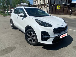2019 Kia Sportage IV Рестайлинг, белый, 2650000 рублей, вид 4
