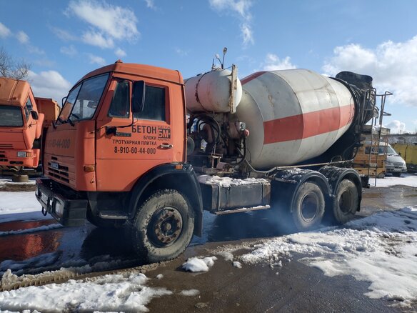 2004 КамАЗ Автобетоносмеситель, красный, 1350000 рублей