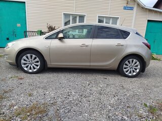 2012 Opel Astra J, бежевый, 780000 рублей, вид 4