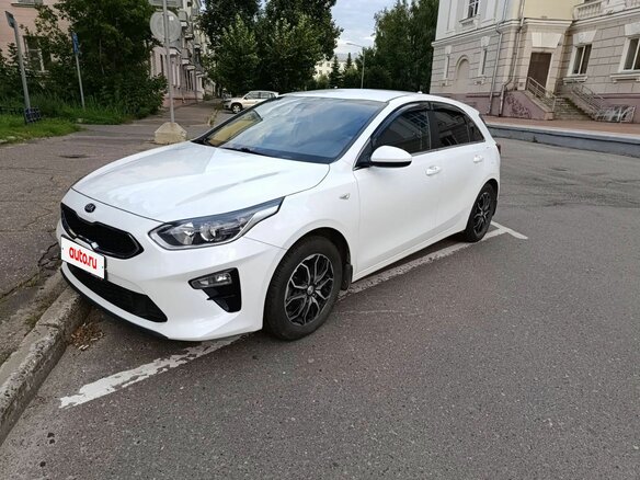 2019 Kia Ceed III, белый, 1685000 рублей