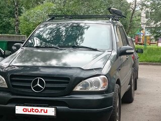2000 Mercedes-Benz M-Класс 320 I (W163), чёрный, 750000 рублей, вид 3