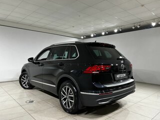 2021 Volkswagen Tiguan II Рестайлинг, чёрный, 2299000 рублей, вид 4