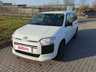 2019 Toyota Probox I Рестайлинг, белый, 1610000 рублей, вид 1