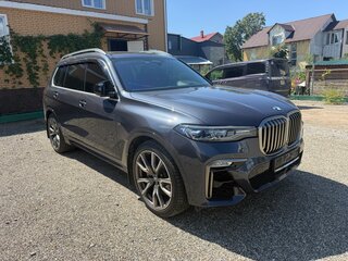 2020 BMW X7 M50d I (G07), серый, 7000000 рублей, вид 4