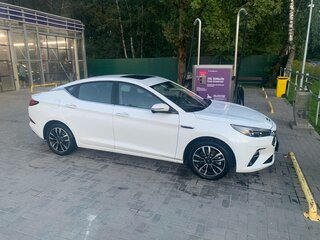 2022 JAC J7 I, белый, 2300000 рублей, вид 4