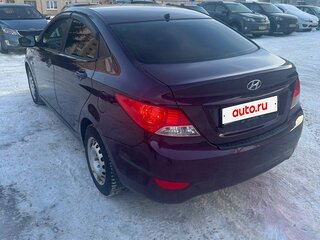 2012 Hyundai Solaris I, фиолетовый, 620000 рублей, вид 3