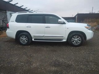 2011 Toyota Land Cruiser 200 Series, белый, 4100000 рублей, вид 3