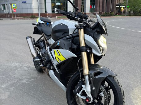 2021 BMW S 1000 R, серый, 1999999 рублей, вид 1