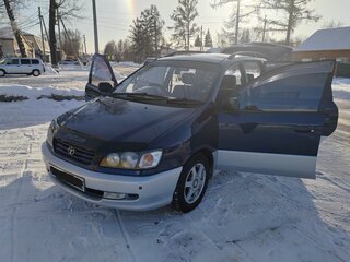 1996 Toyota Ipsum I (M10), синий, 757000 рублей, вид 2