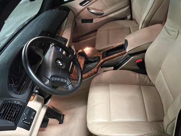 2004 BMW X5 4.4i I (E53) Рестайлинг, чёрный - вид 7