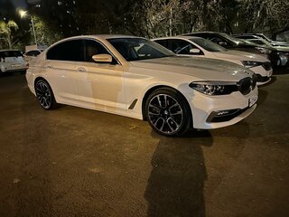 2018 BMW 5 серии 520d xDrive VII (G30/G31/G38), белый, 3500000 рублей, вид 3